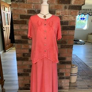 2 pc skirt and top NWT BFA size medium. Sun washed